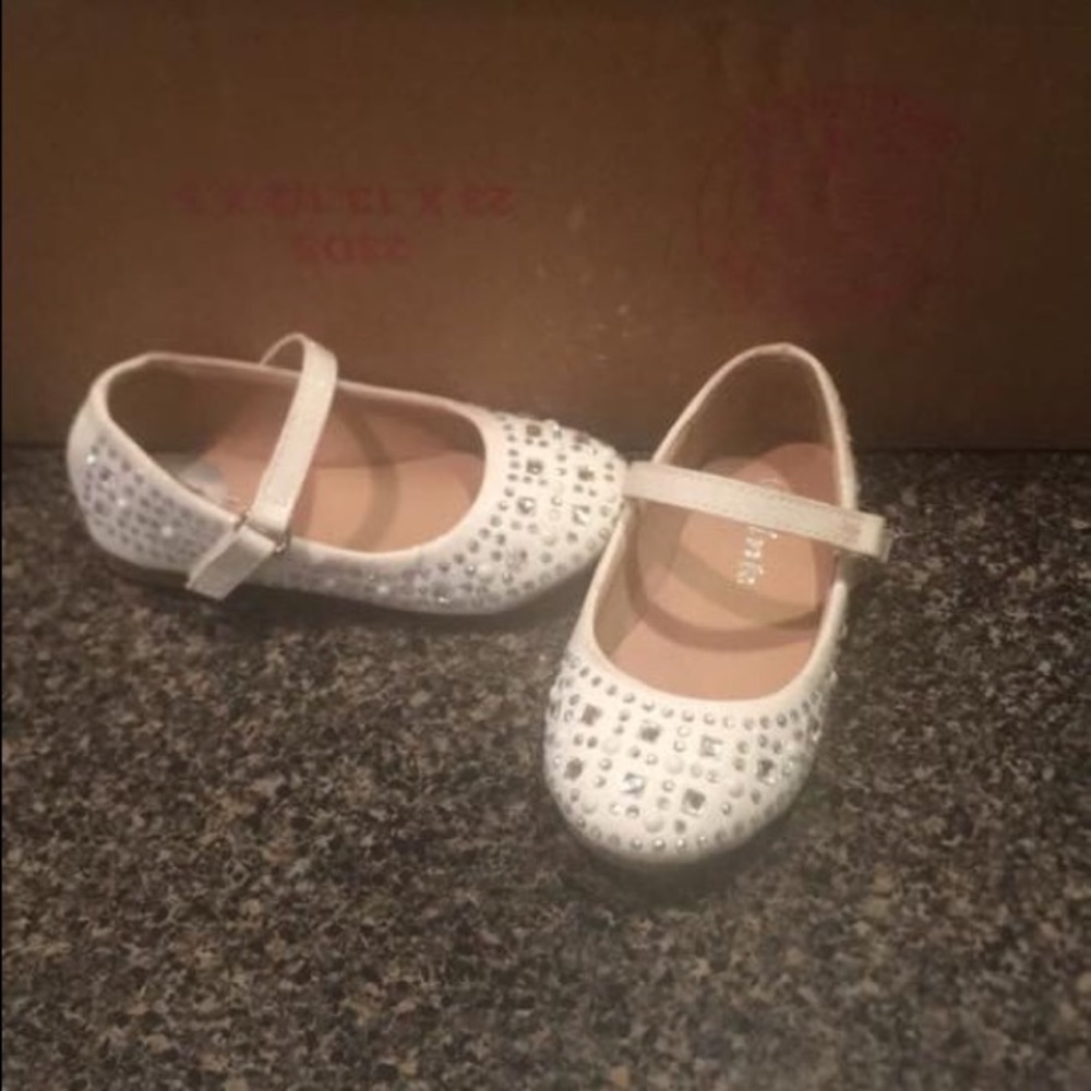 Toddler girl shoes